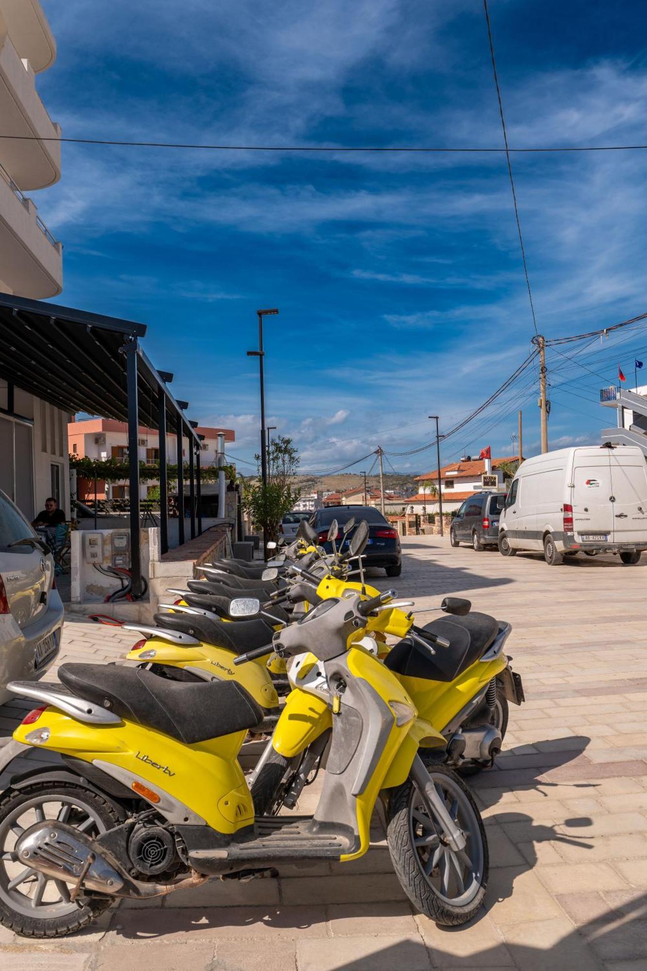 Rest Hour Hotel Ksamil Exterior foto